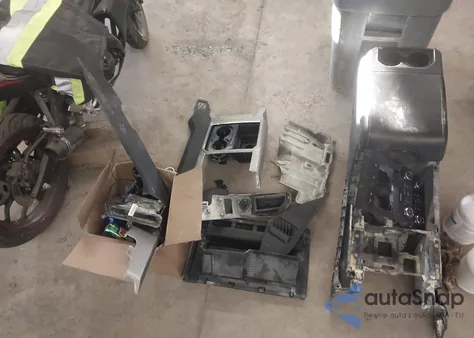 2020 Ford F350 from USA, damaged, VIN 1FT8W3BT8LED90623